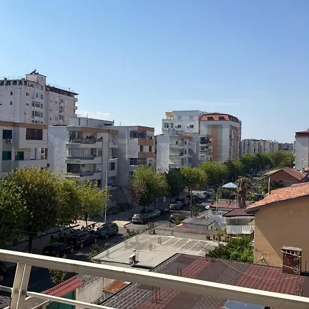 公寓 Central Apartment Shkoder *