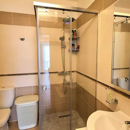 公寓 Central Apartment Shkoder